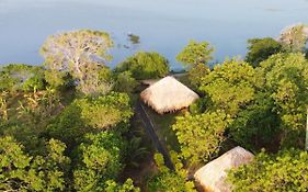 Yala Lake View Cabanas